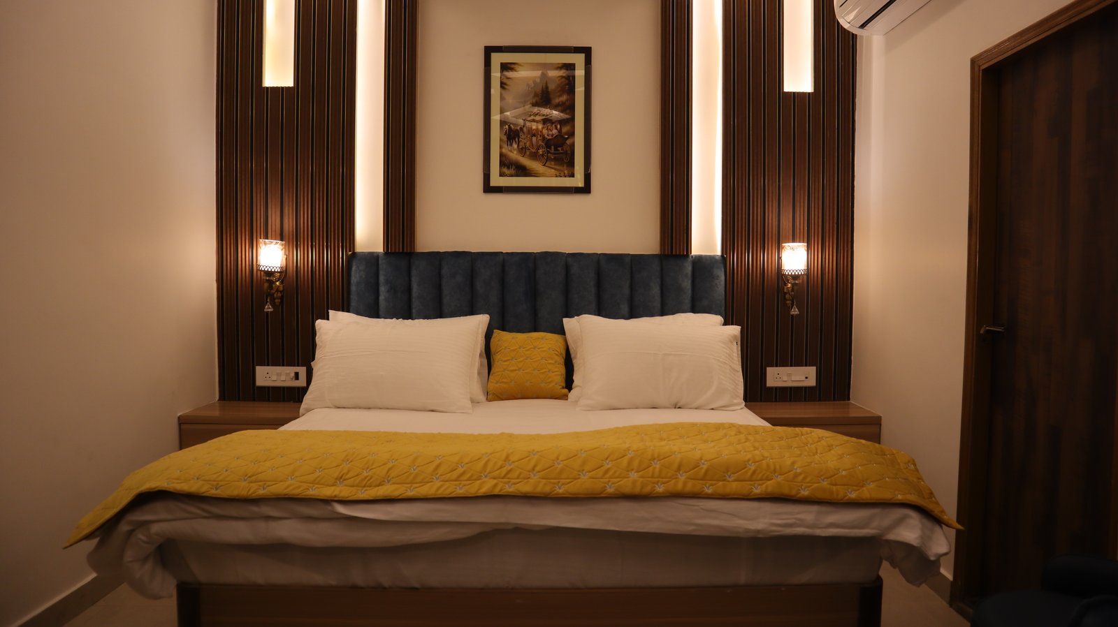Super Deluxe Room